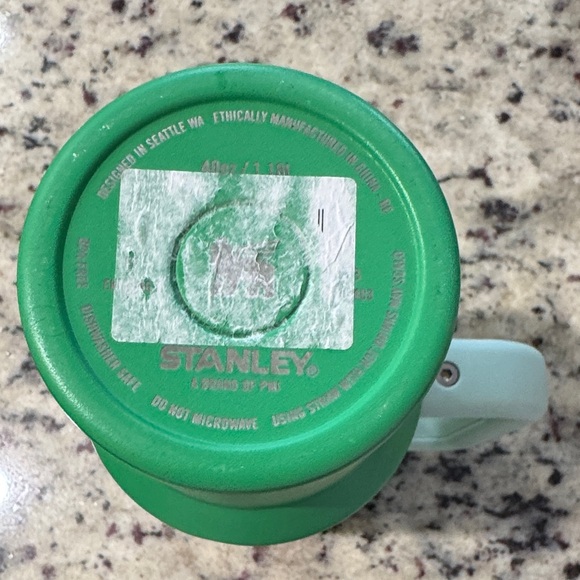 Stanley 40oz Green Travel Mug with Handle -EUC - Picture 4 of 4